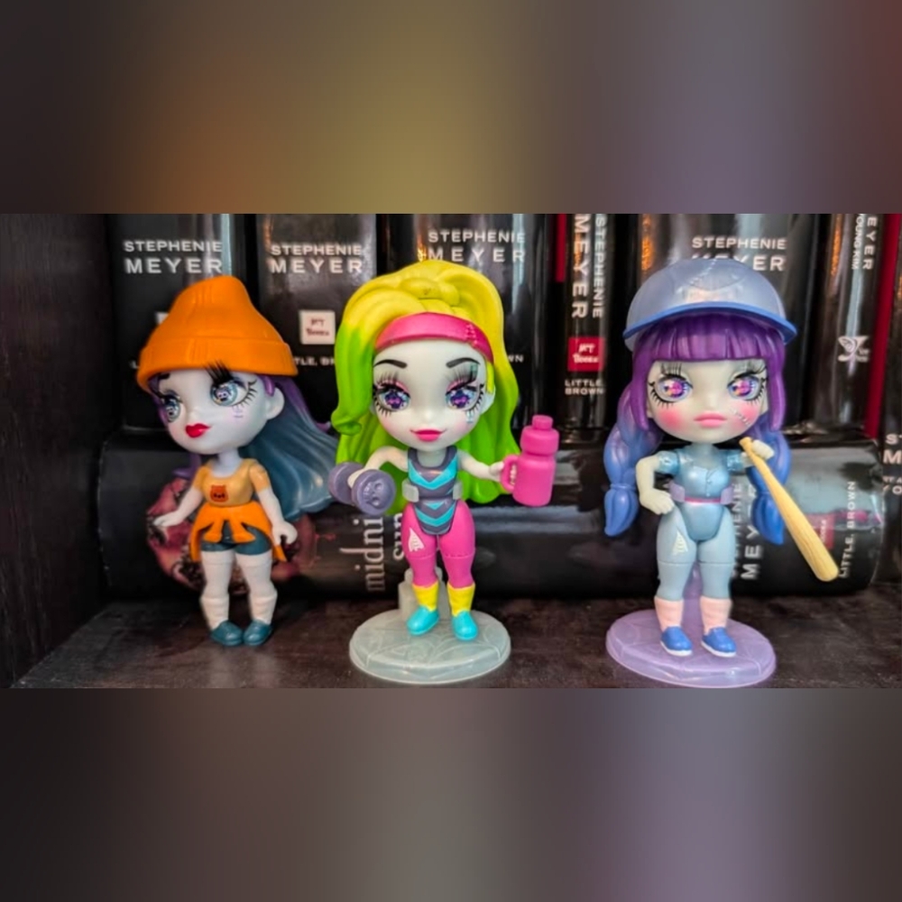 Zombaes Forever Dolls (Free Add On)